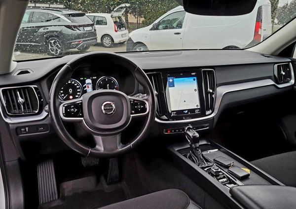 Volvo V60 Cross Country cena 84500 przebieg: 263000, rok produkcji 2020 z Gołdap małe 562